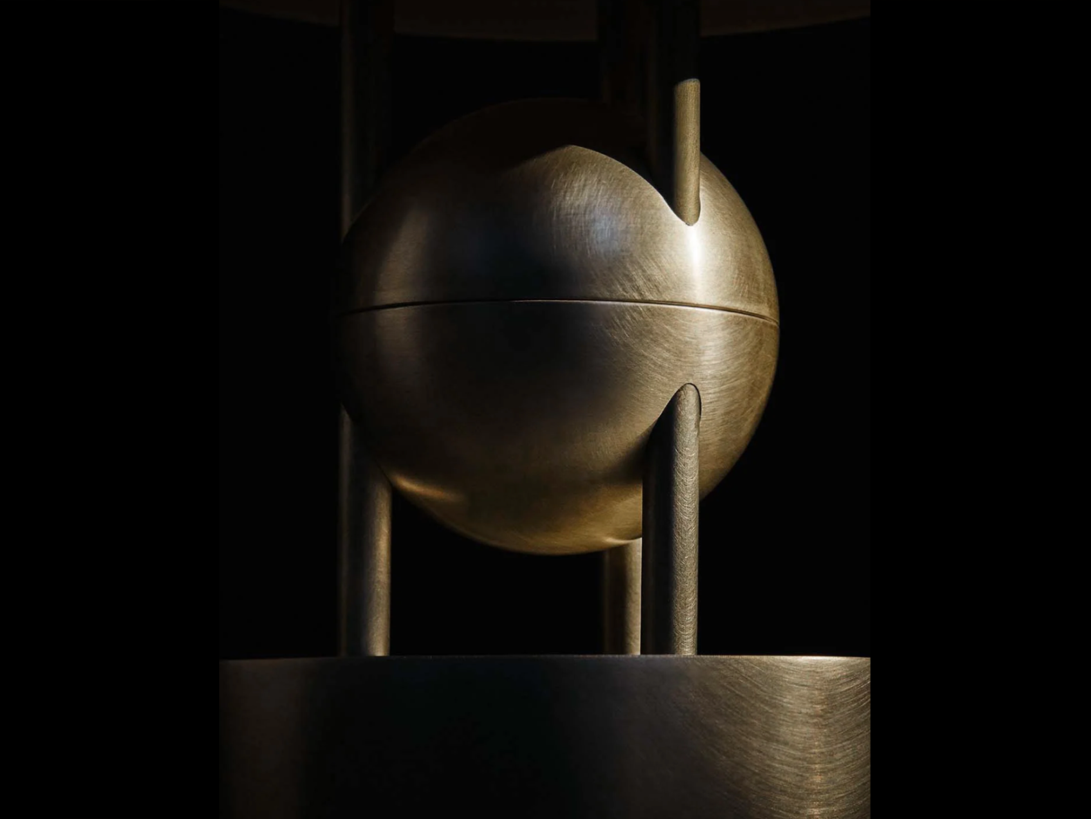 PATUS LANTERN TABLE LAMP H25.5” x Ø9"