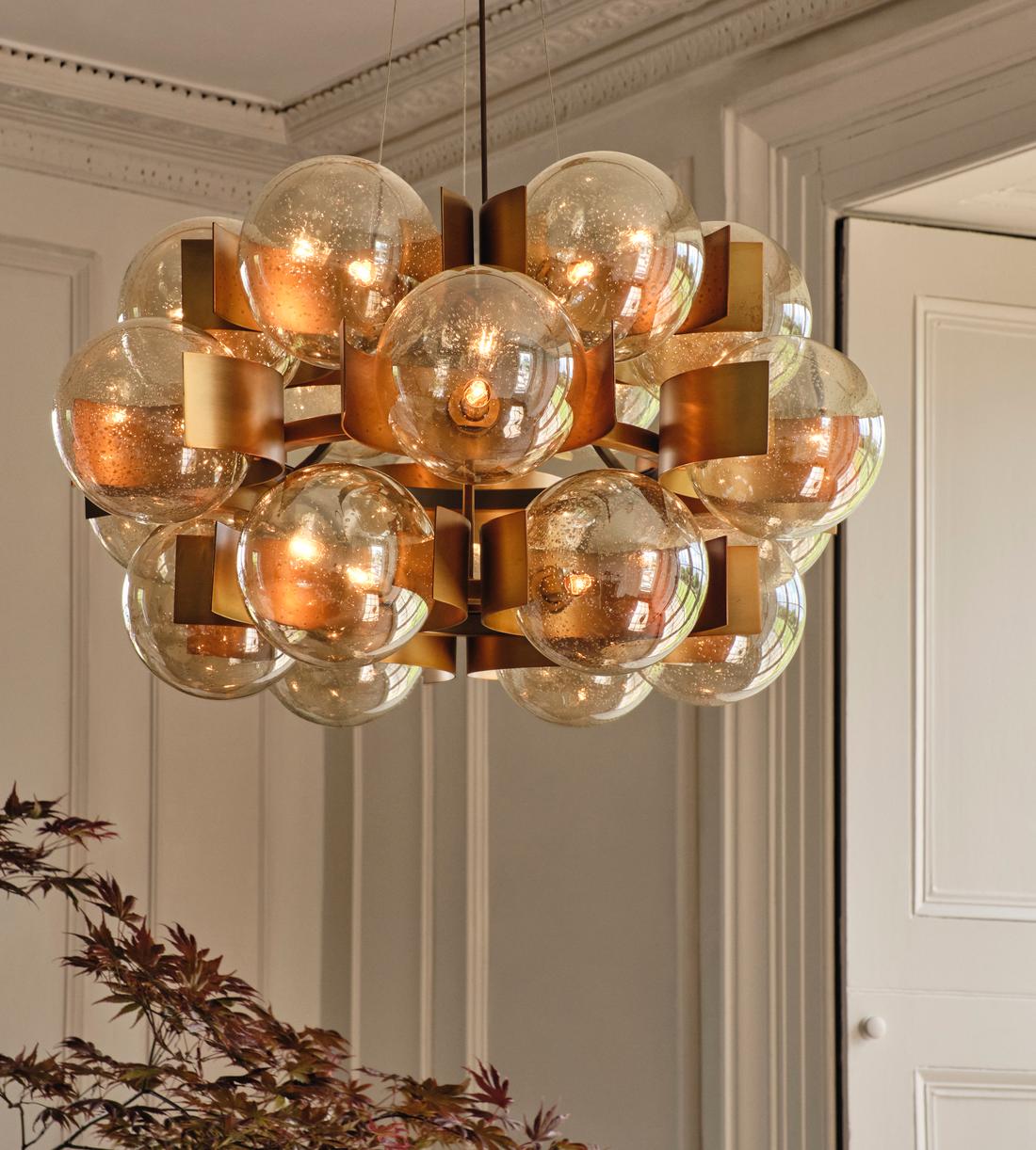 Allis Chandelier, Large
