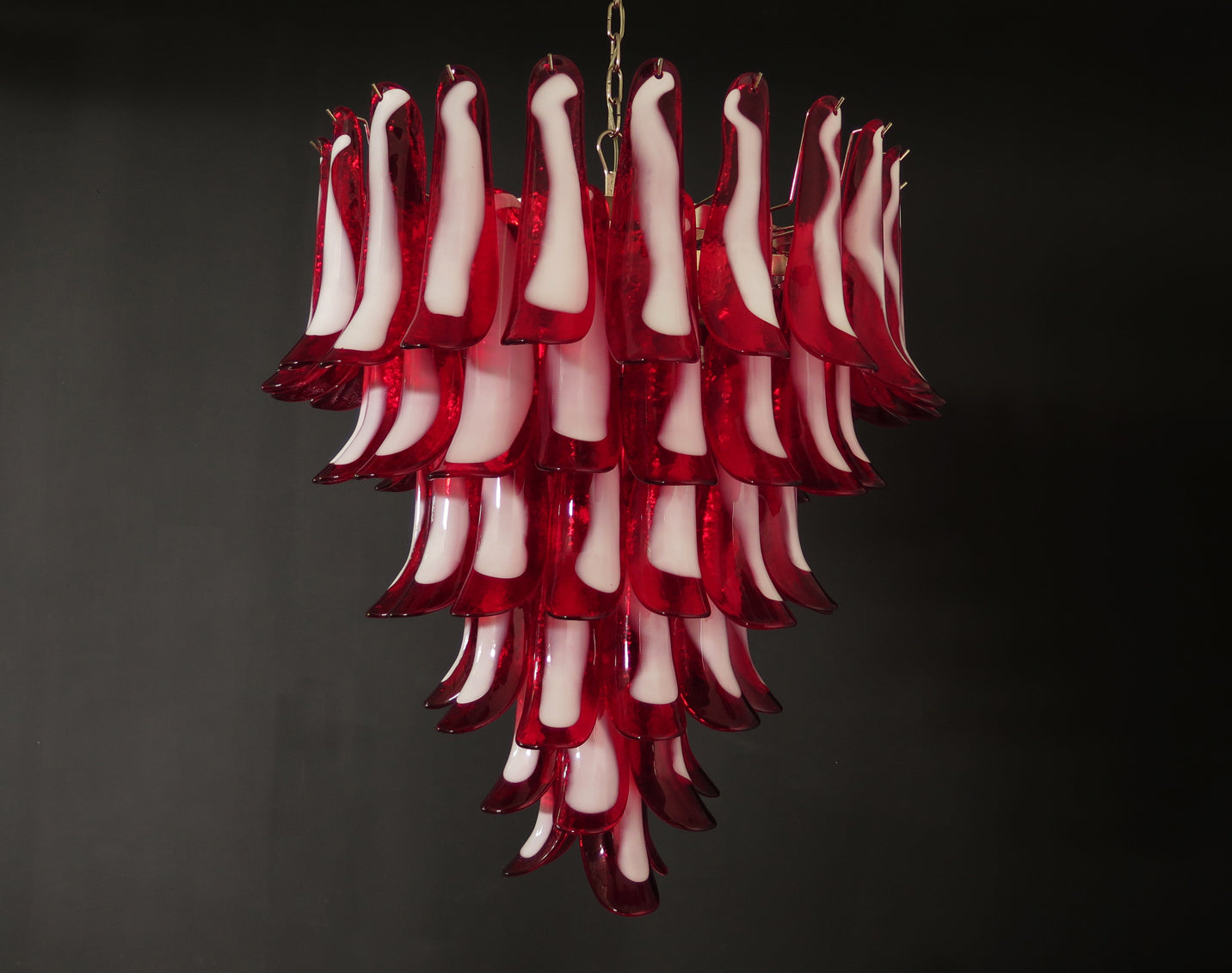 Murano Chandelier 75 Red Petal Glass