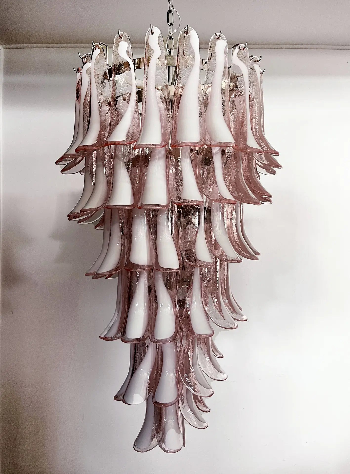 Murano Chandelier 83 Pink Petal Glass