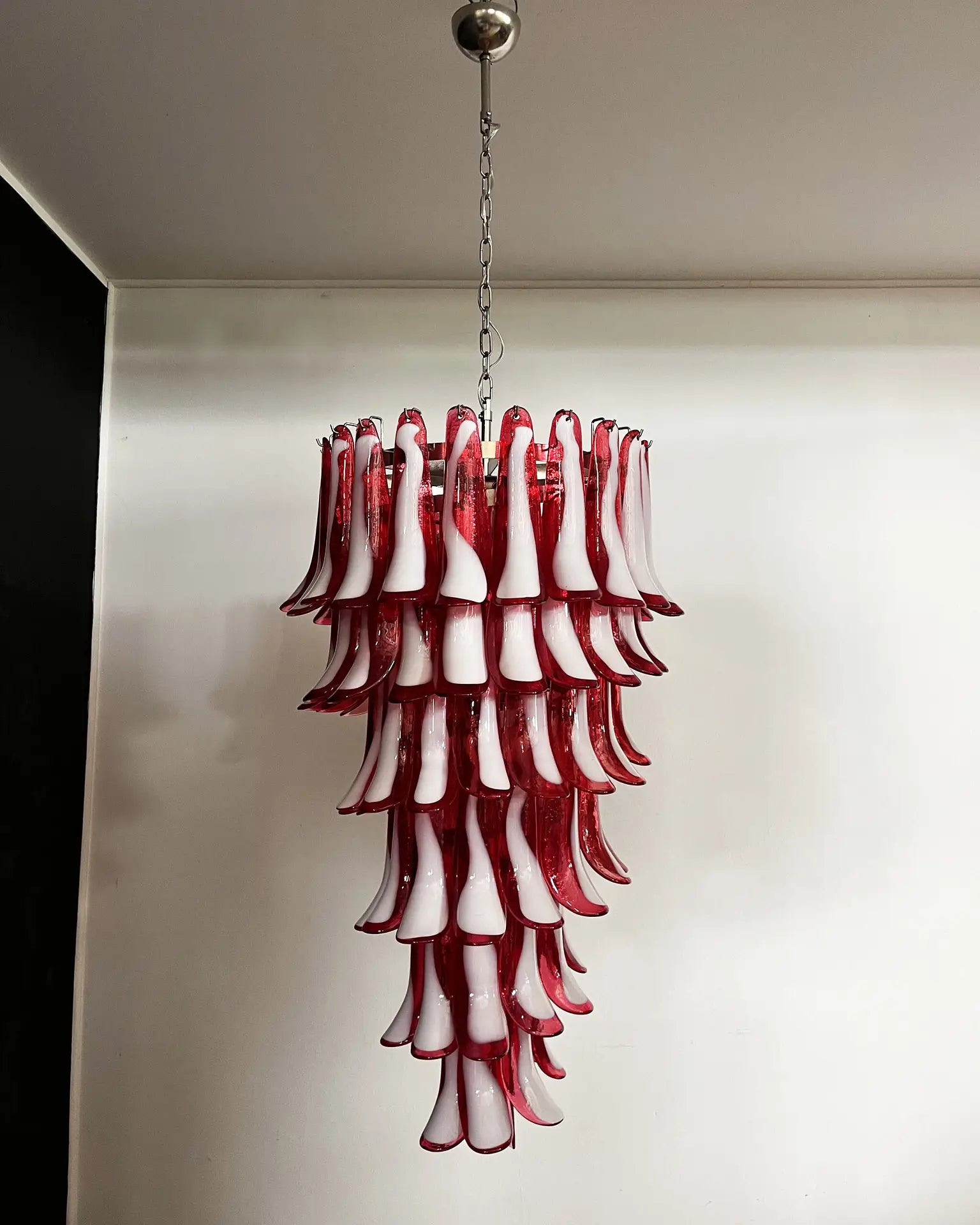 Murano Chandelier 83 Red Petal Glass