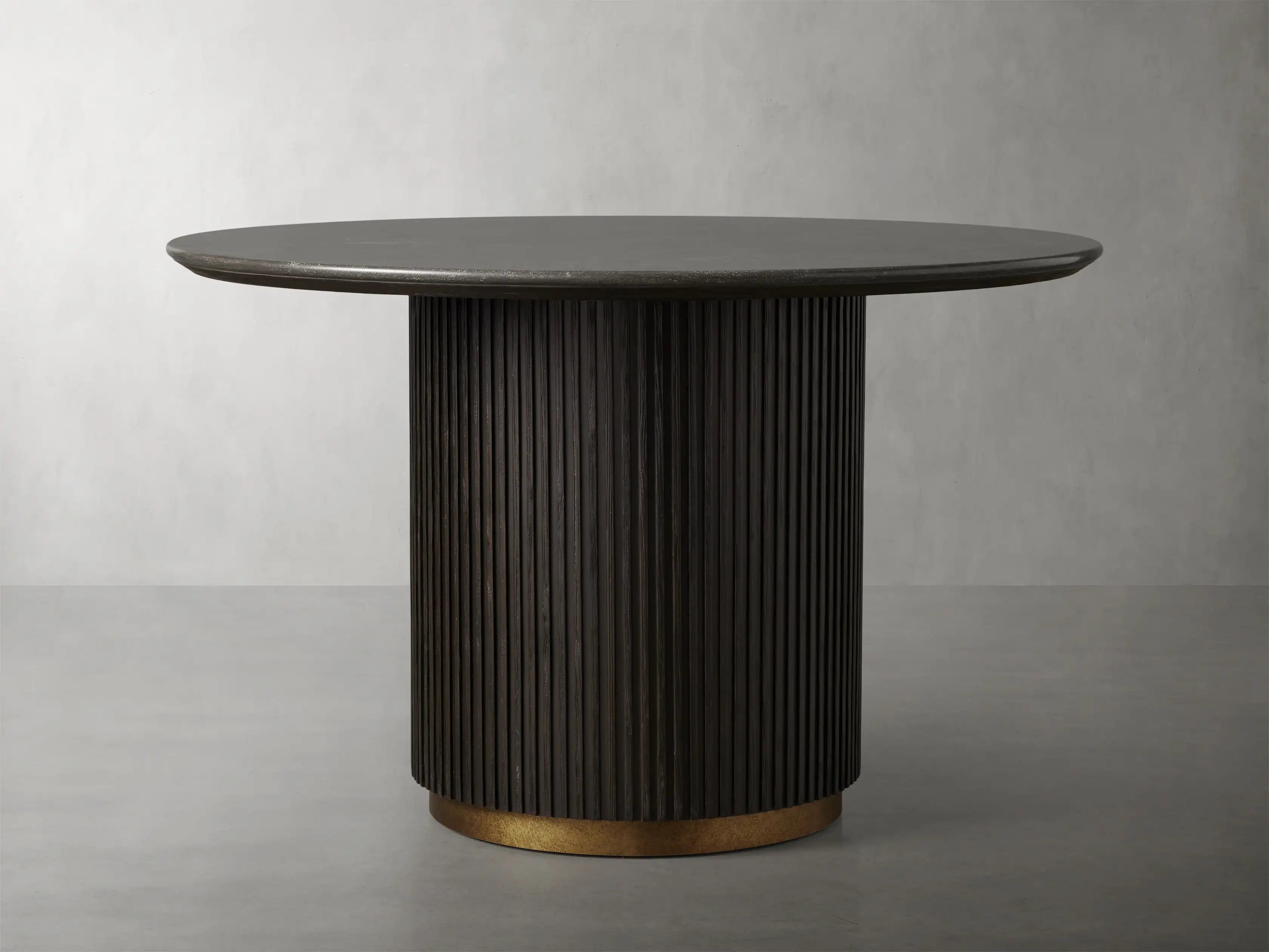 Oasislives Finnley Dining Table