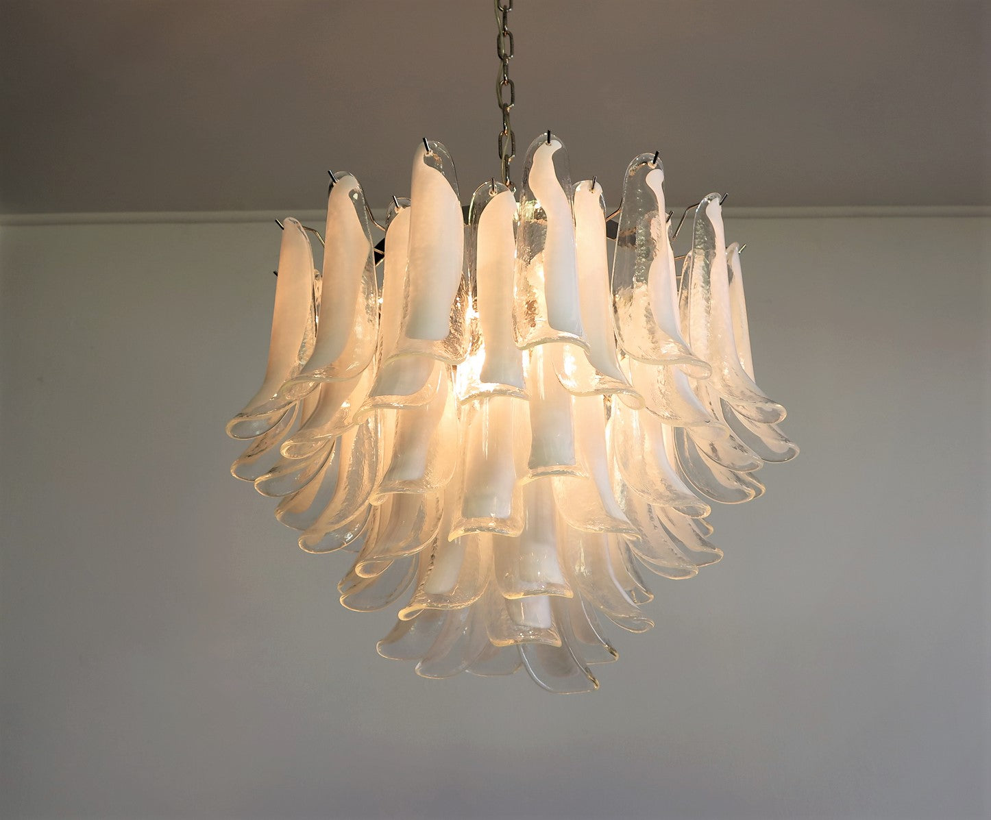Murano Chandelier 53 Clear Petal Glass