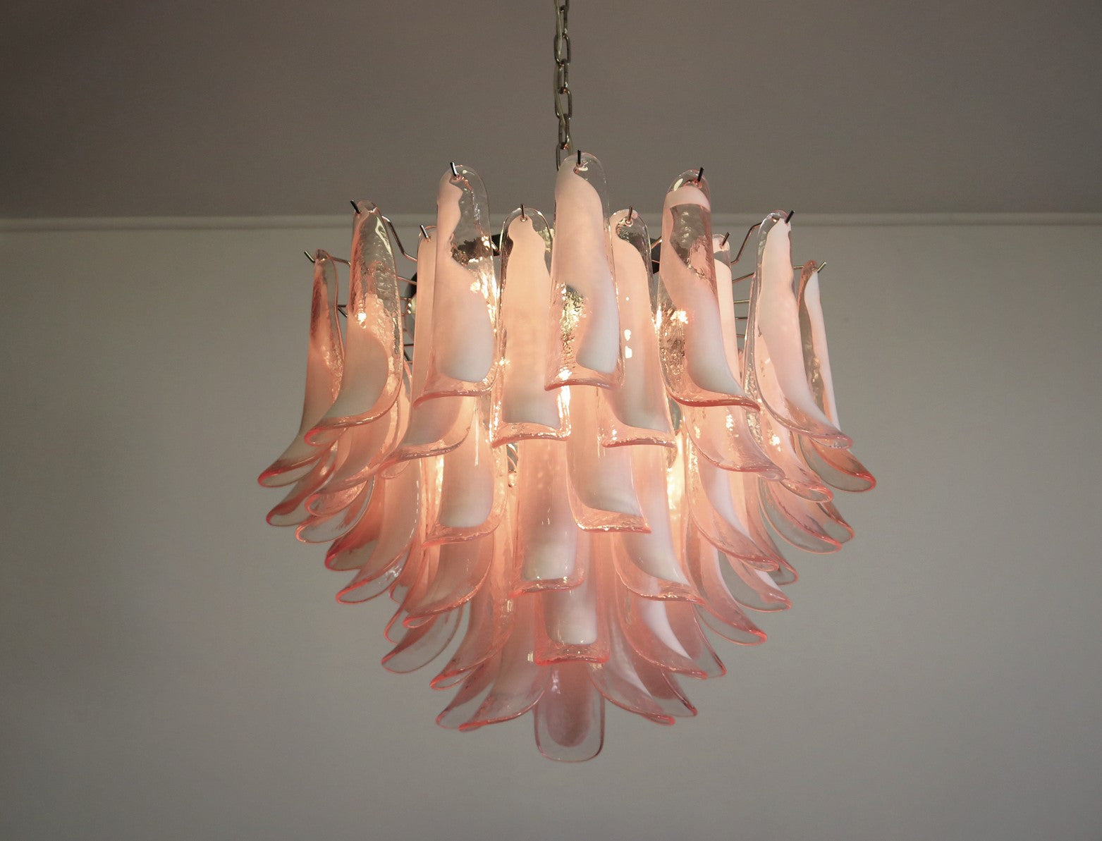 Murano Chandelier 53 Pink Petal Glass