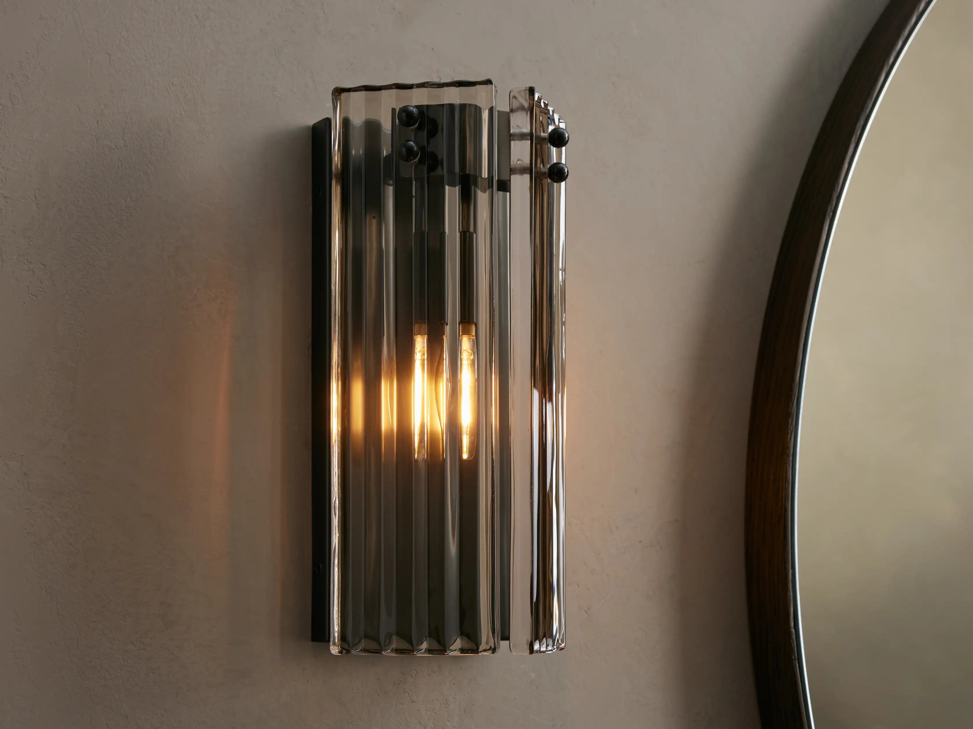 Delsa Sconce